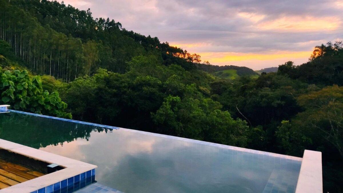 Chale Do Lago Super Luxo Cunha Luaran gambar