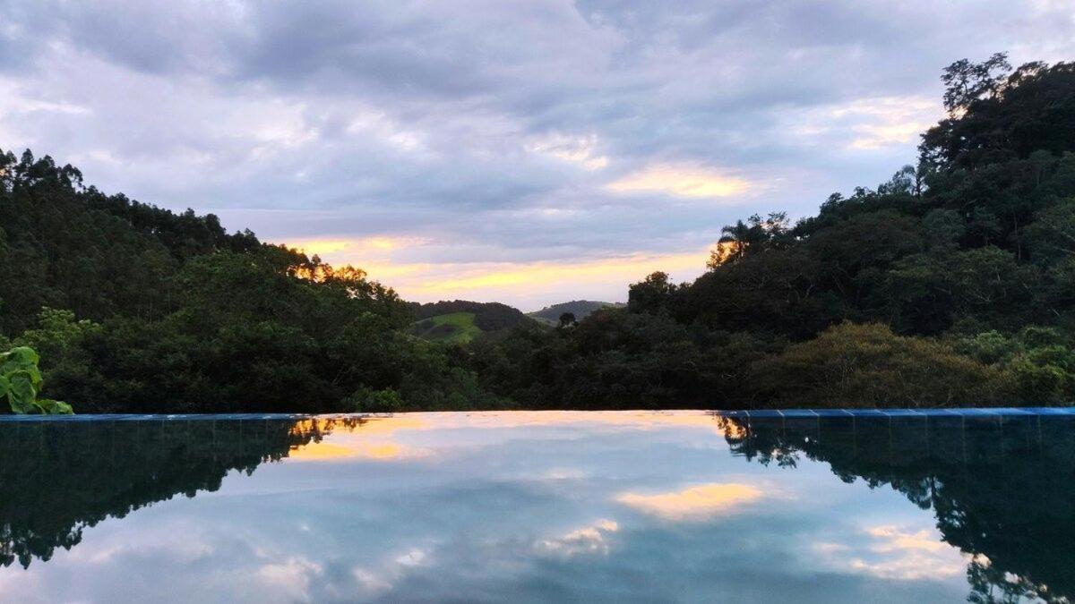 Chale Do Lago Super Luxo Cunha Luaran gambar